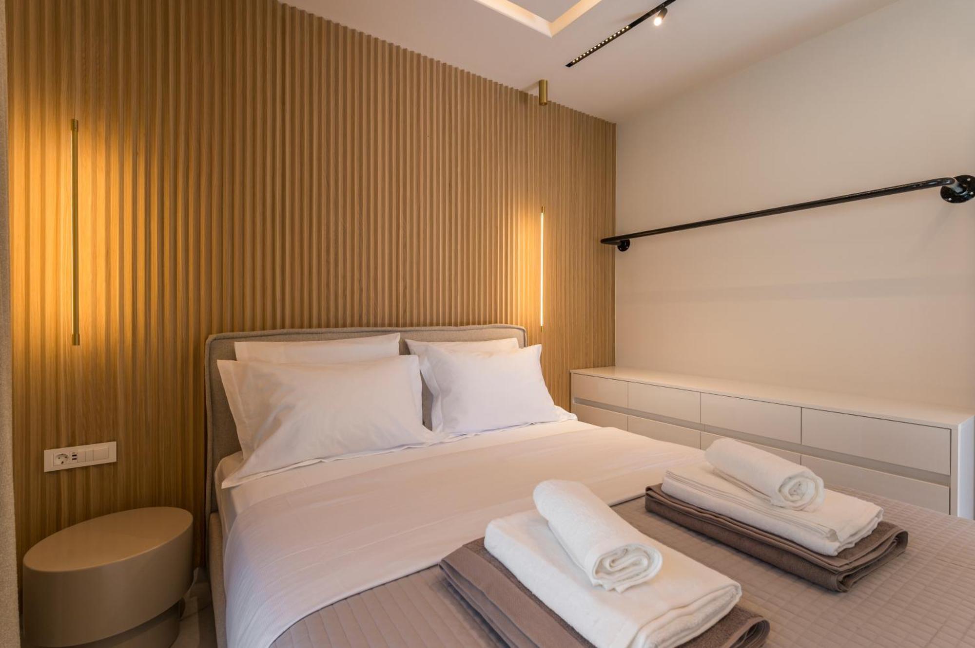 Orama Luxury Apartments 네아키도니아 외부 사진